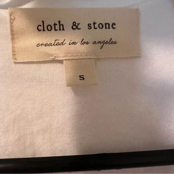 Cloth & Stone Classic White Button Down Shirt with Ties, Anthropologie, Flowy - Picture 7 of 11